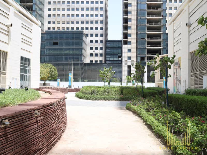 10 Park 1.2. jpg
