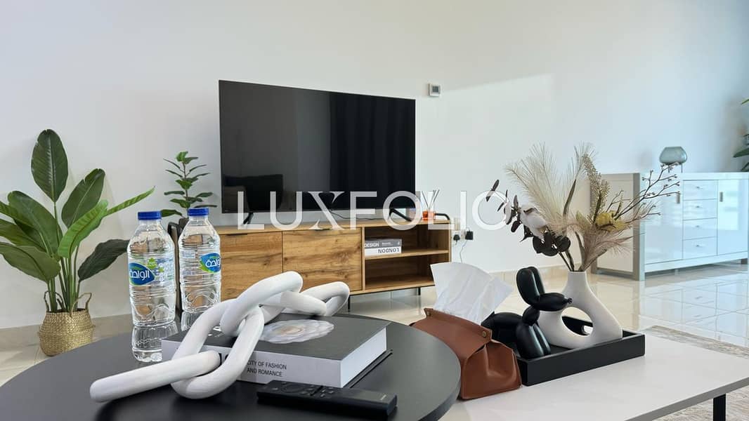 Large 1 Bed | High Floor | Vacant