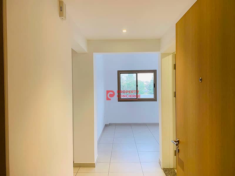 Квартира в Гарденс，Здание Гарденс 94, 2 cпальни, 110000 AED - 12303929