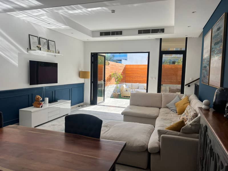 位于阿尔弗雷德街区,阿尔弗雷德西区 4 卧室的联排别墅 3890000 AED - 12304039 位于阿尔弗雷德街区,阿尔弗雷德西区 4 卧室的联排别墅 3890000 AED - 12304039