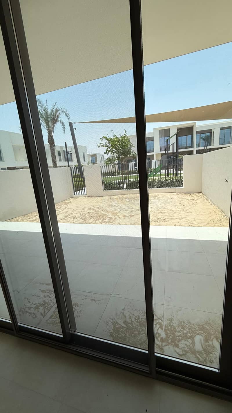 16 WhatsApp Image 2025-07-23 at 11.20. 52_b4fce577. jpg