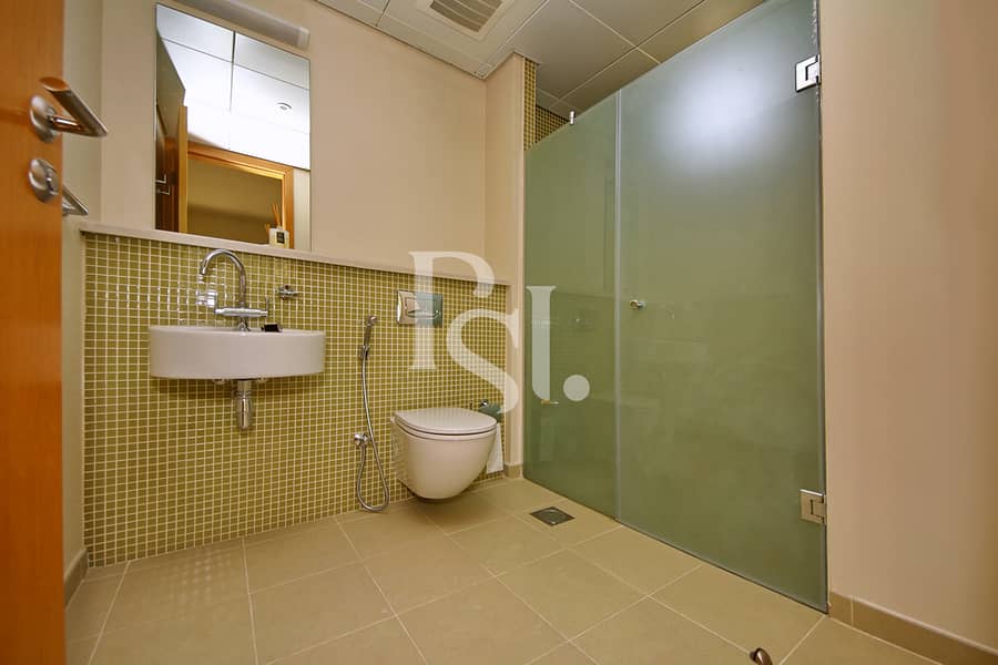 9 5BRM-Villa-Type-S-Al-Raha-Gardens-Abu-Dhabi-UAE (52). jpg