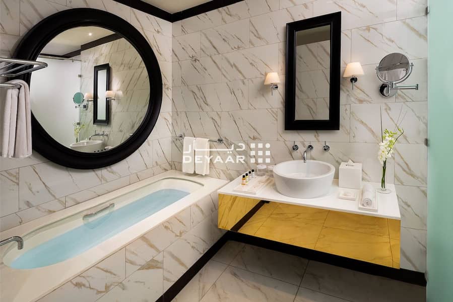 3 MABB - Premium 1 Apt. Bathroom. jpg