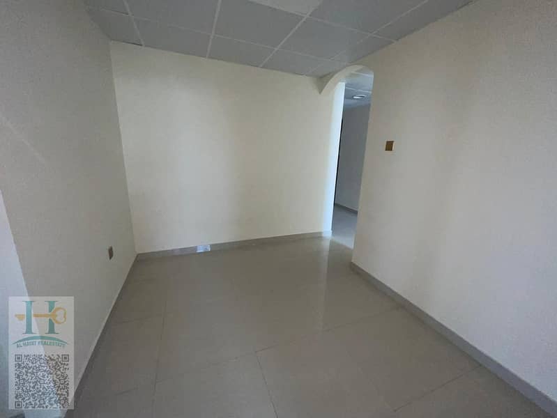 29 ed1edc65-4477-4948-9175-3ccf686258c2. jpg