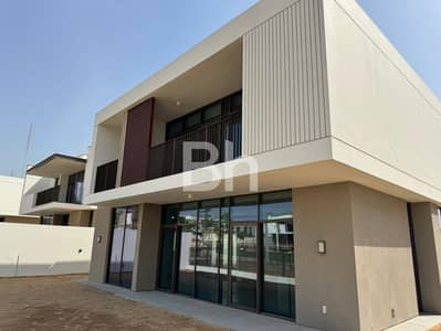 5 Bedroom Villa for Rent in Al Furjan, Dubai - Vacant Now | Park Backing | Single row