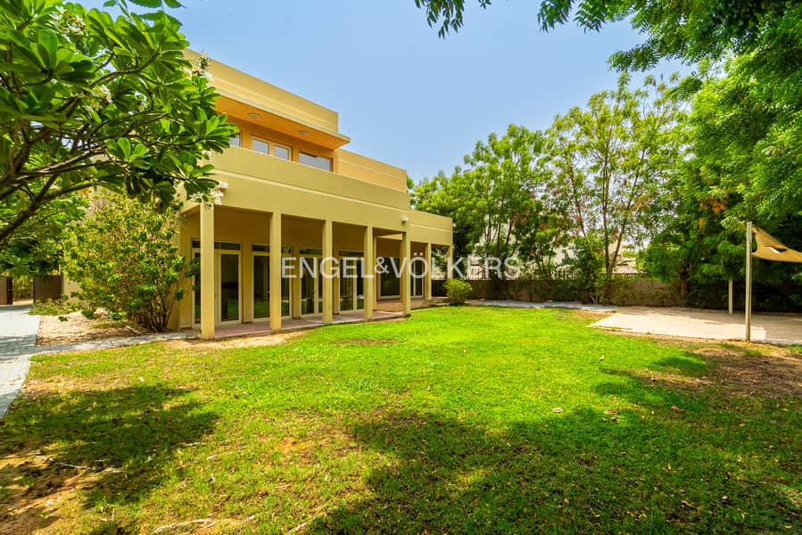 位于阿拉伯牧场社区，绍尔社区，绍尔2区 5 卧室的别墅 500000 AED - 12306300