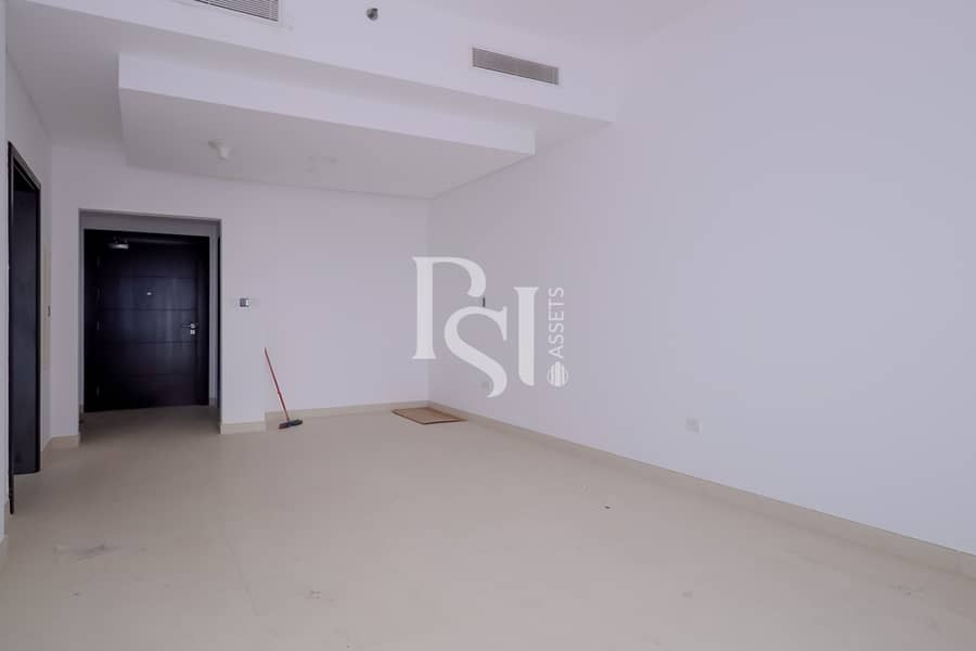 3 azure-tower-shams-abu-dhabi-al-reem-island-living-area (1). JPG