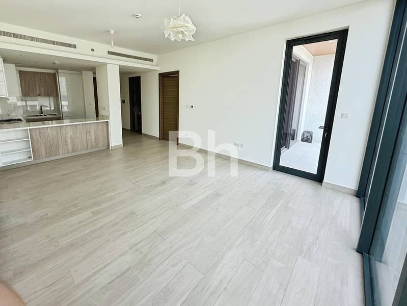 Unfurnished | Vacant | Green Views Unfurnished | Vacant | Green Views