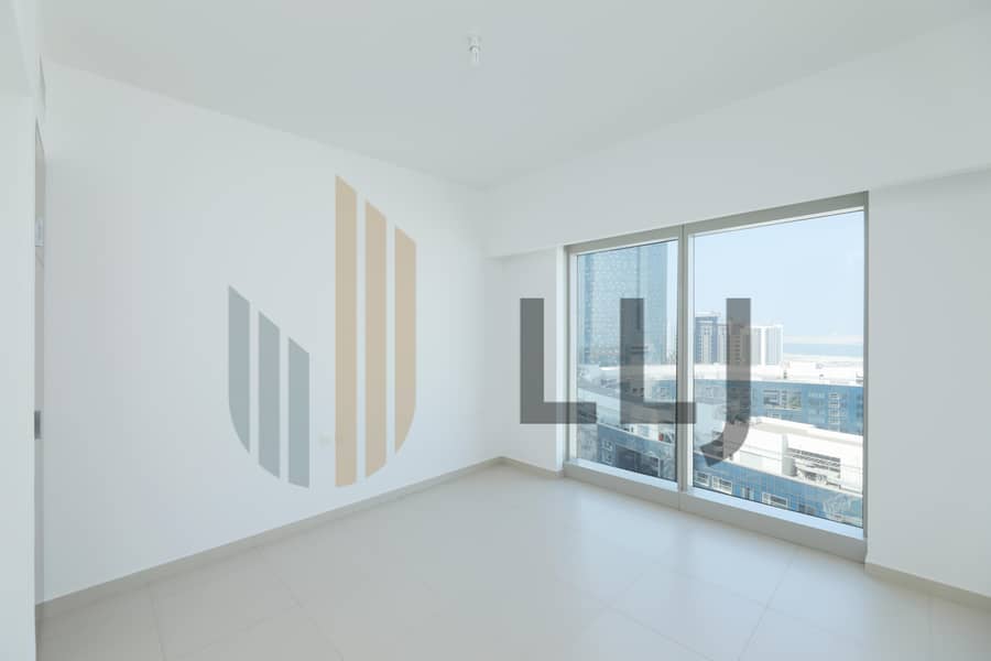 8 0V9A0375A_BED ROOM. jpg