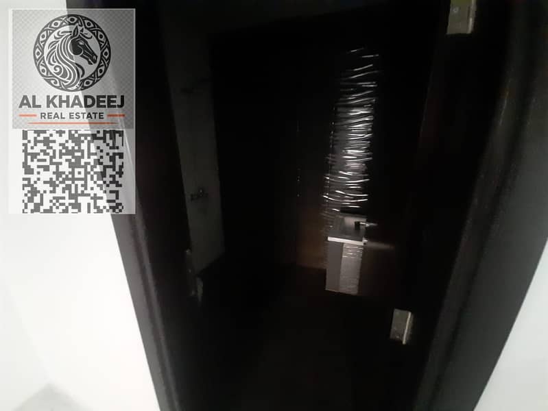 12 9ea2ae15-4c3d-4d39-88f4-499f70ba67a2. jpg