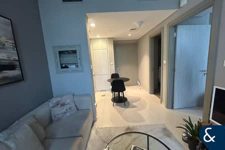 1 Bedroom Flat for Rent in Business Bay, Dubai - Modern One Bed | Pool View | Zada Tower