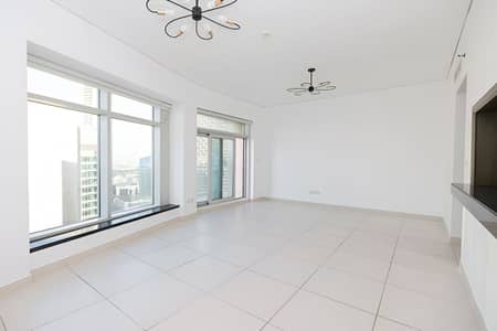 2 Bedroom Apartment for Rent in Downtown Dubai, Dubai - Unfurnished | Chiller Free | Ready to Move In