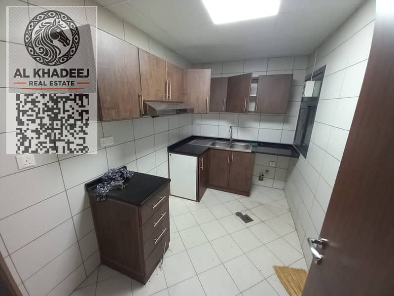 8 51ea6bc5-d844-47e2-9adf-5d734b5c3b97. jpg