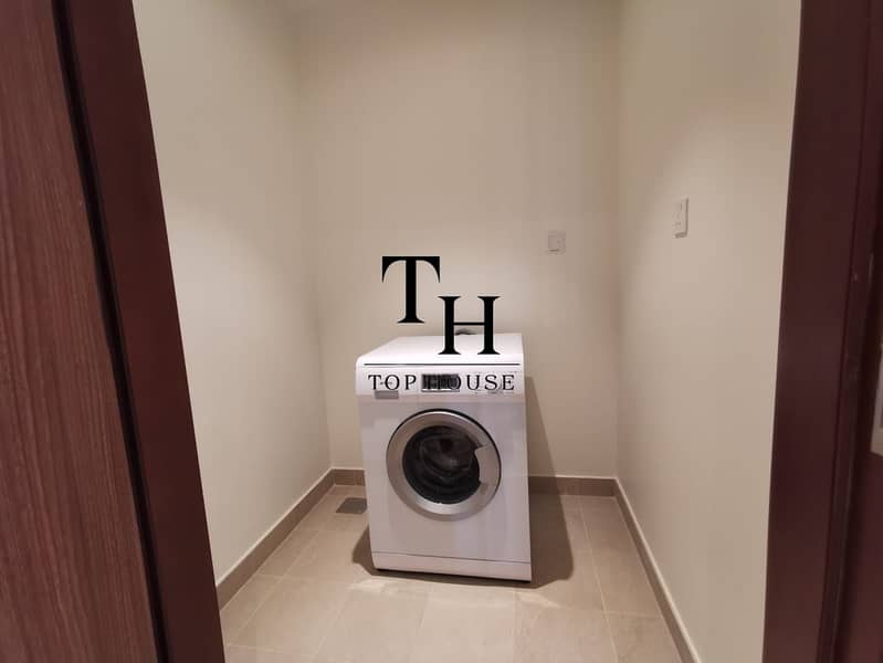 11 laundry room. jpeg