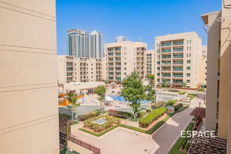1 Bedroom Flat for Rent in The Greens, Dubai - Fully Upgraded | Vacant | Unfurnished