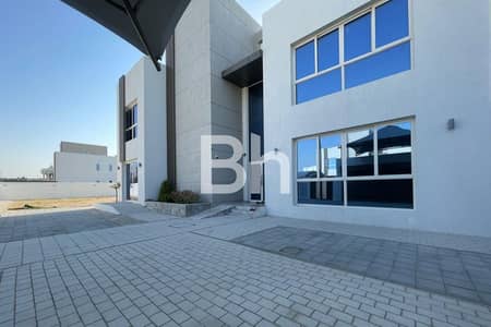 6 Bedroom Villa for Sale in Jumeirah, Dubai - 6-Bedroom Villa | Huge Plot | Prime Jumeirah 3