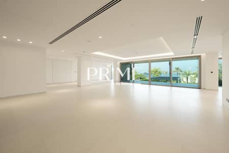 3 Bedroom Apartment for Sale in Palm Jumeirah, Dubai - Sea View | Vacant | Beach Access