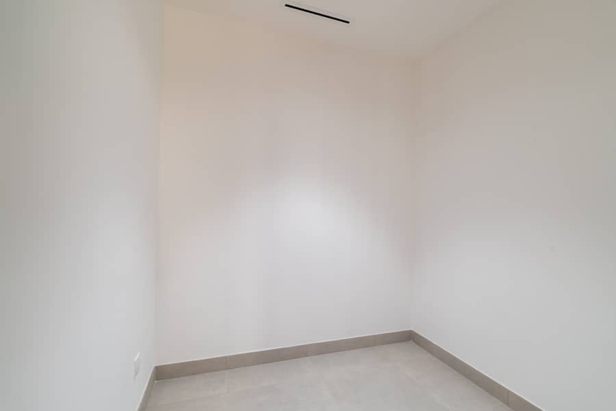 17 DSC00334-HDR. jpg