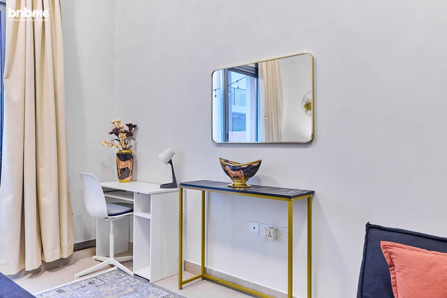 6 Bedroom 4. jpg