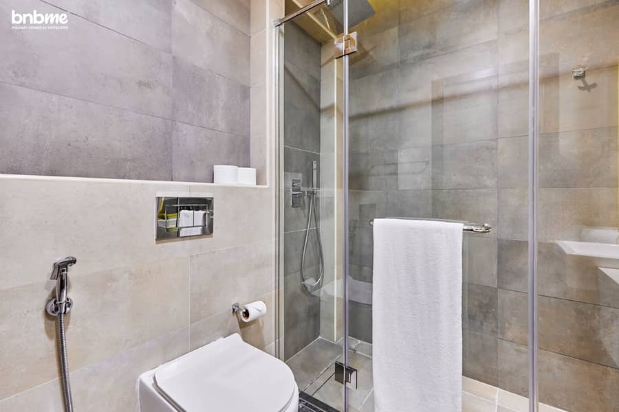 23 Washroom 2. jpg