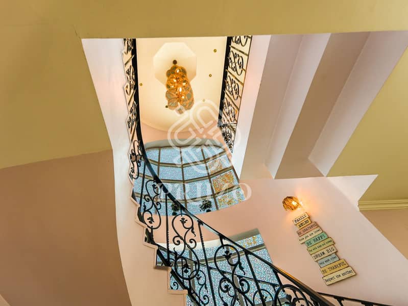 32 DSC06019-HDR. jpg