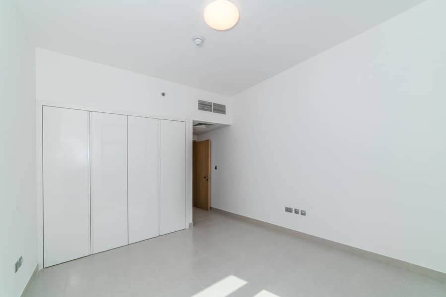 9 7R209682. jpg