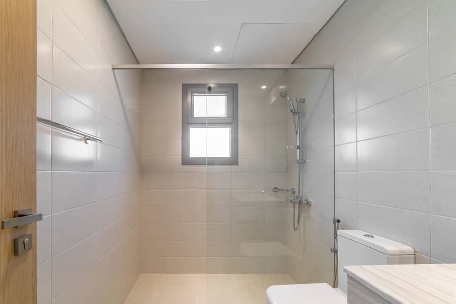 15 7R209674. jpg