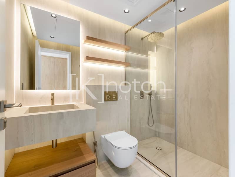 22 7ST01701. jpg