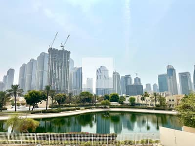 5 Bedroom Villa for Rent in The Meadows, Dubai - Panoramic Lake View | New Kitchen | Maids Room