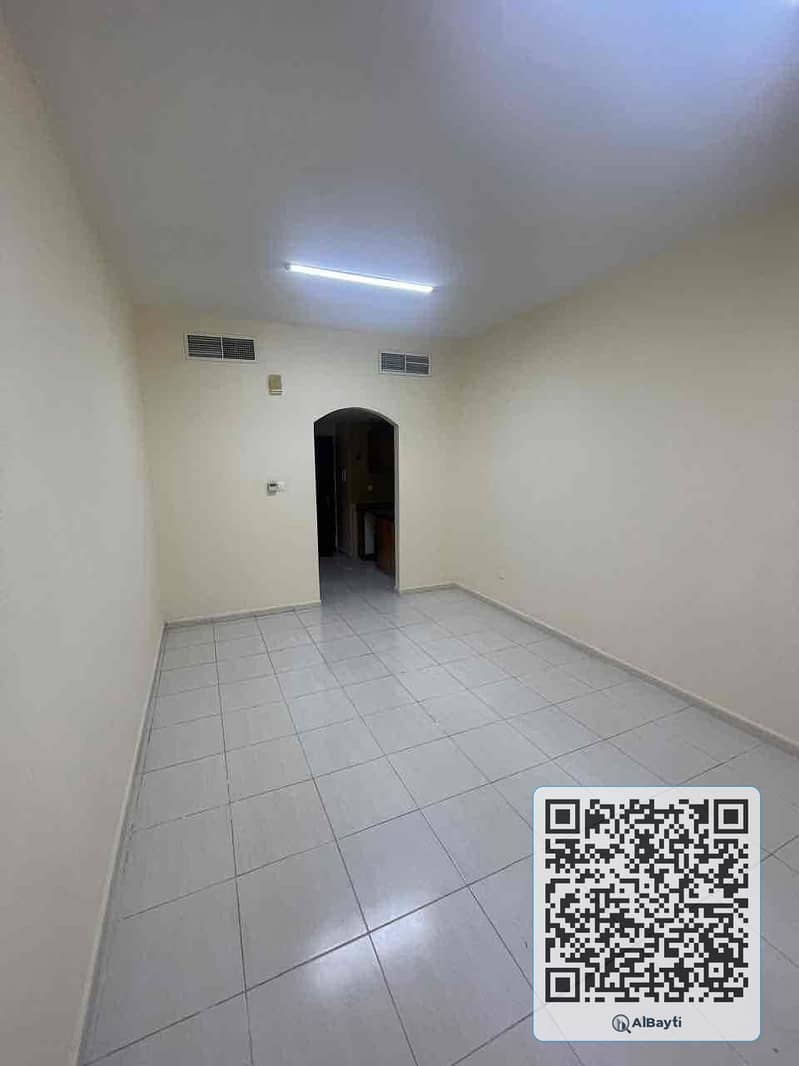 11 088a3a27-dacf-4e93-92c7-ad1d4a9ae148. jpg