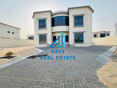 5 Bedroom Villa for Rent in Al Qarayen, Sharjah - 1. jpg