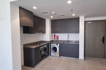2 Bedroom Apartment for Sale in Aljada, Sharjah - Spacious 2BR | Tiraz | Vacant | Big Balcony