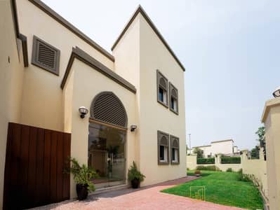 4 Bedroom Villa for Rent in Jumeirah Park, Dubai - Exquisite Villa | Fully Furnished | Family Living