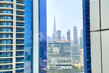 2 Bedroom Apartment for Rent in Business Bay, Dubai - Spacious Unit | Burj Khalifa View | Vacant