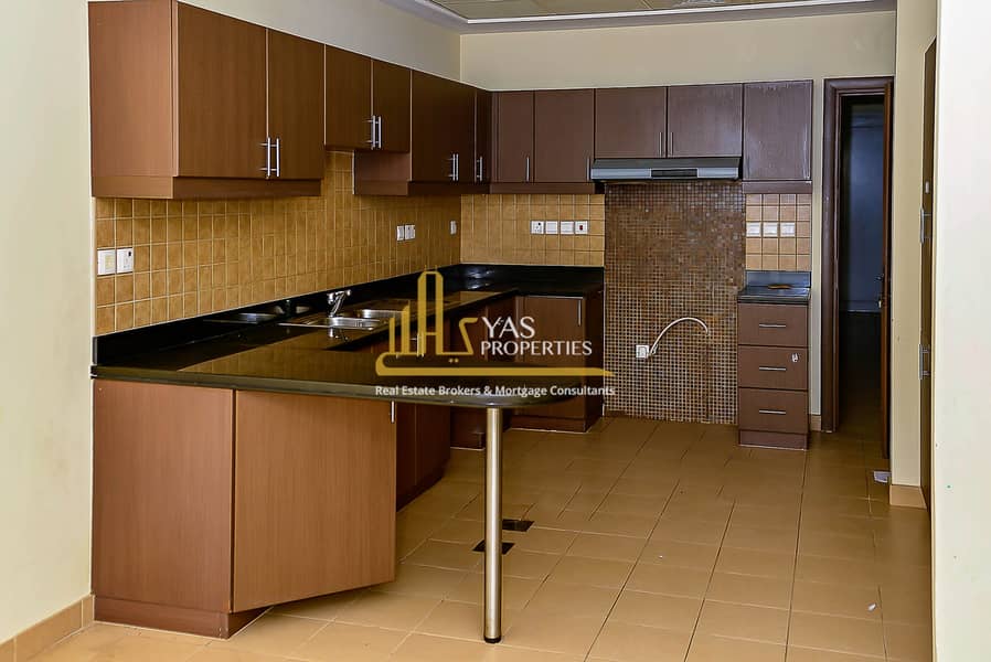 3 3 BR MODERN TOWNHOUSE END-6. jpg