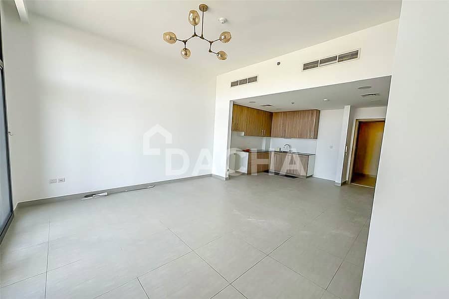 Corner Unit | VOT | Pool View | High floor Corner Unit | VOT | Pool View | High floor