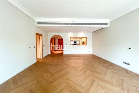 2 Bedroom Flat for Rent in Palm Jumeirah, Dubai - F Type | Unfurnished | Upgraded | Vacant