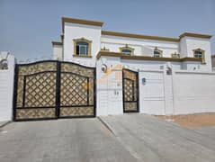 Private Entrance !! 4 Master Bedroom Villa !! Private Yard !! Maid Room !! MBZ City