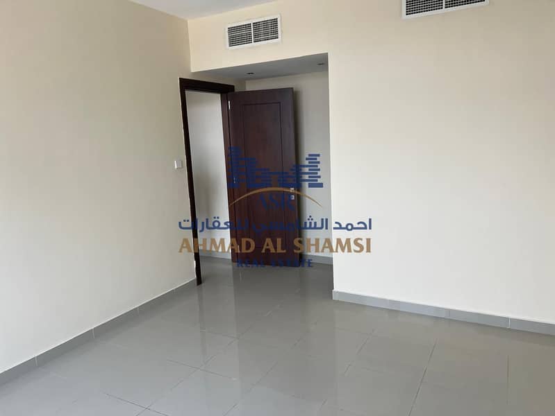 16 Sahara tower 3 rent 1103 2bed for rent 2balcony with study or store room 1parking rent 6500088. jpg