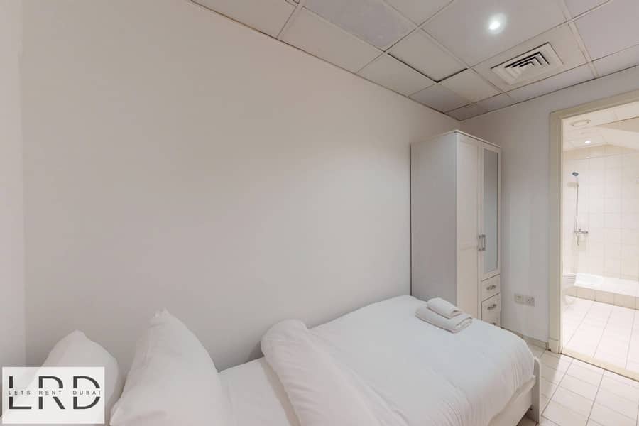 11 LRD-VACATION-HOMES-Marina-Residence-1-Palm-Jumeirah-07092025_102158. jpg