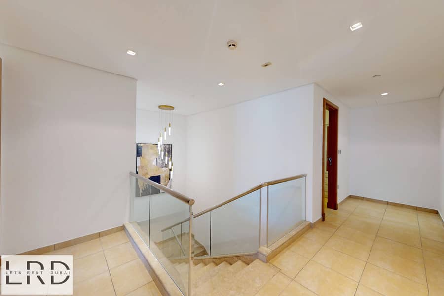 18 LRD-VACATION-HOMES-Marina-Residence-1-Palm-Jumeirah-07092025_102600. jpg