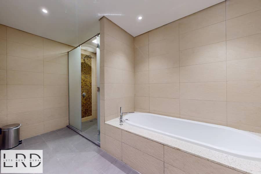 24 LRD-VACATION-HOMES-Marina-Residence-1-Palm-Jumeirah-07092025_103313. jpg