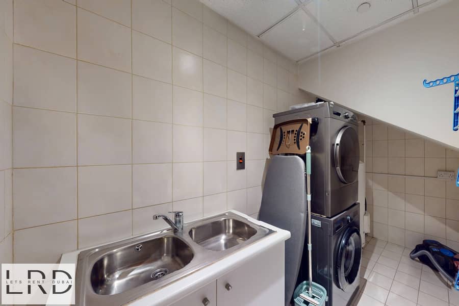 36 LRD-VACATION-HOMES-Marina-Residence-1-Palm-Jumeirah-07092025_102027. jpg