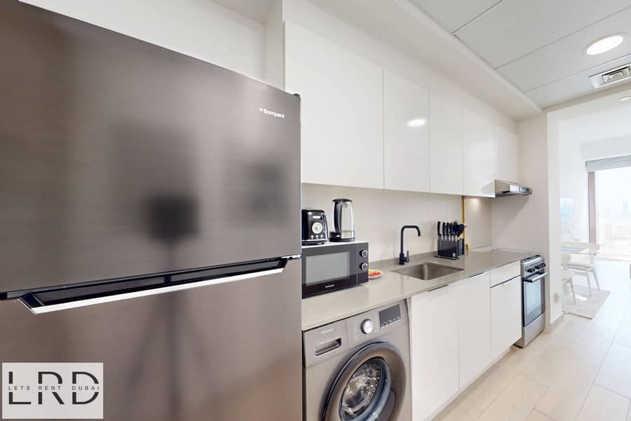 5 LRD-VACATION-HOMES-Bloom-Tower-B-JVC-06252025_132612. jpg