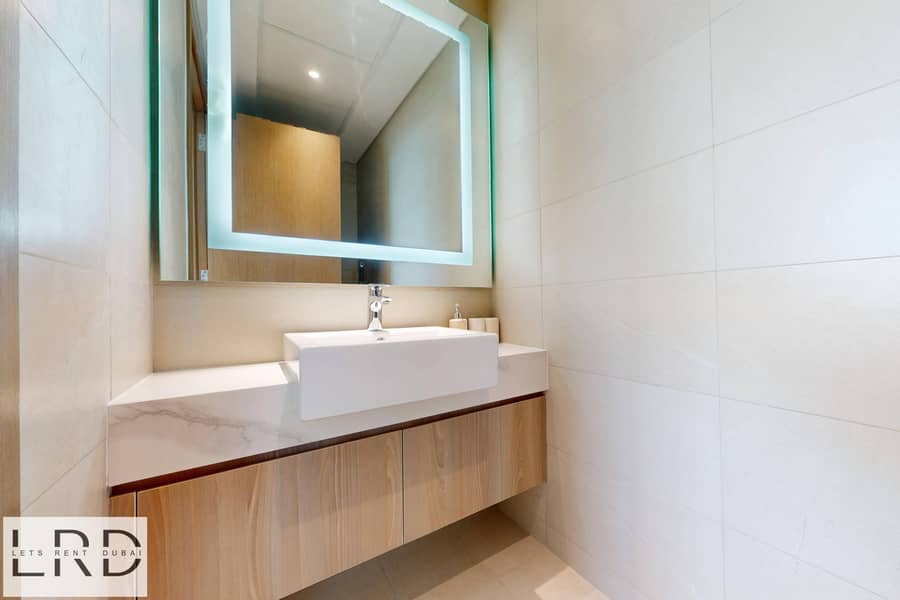 14 LRD-VACATION-HOMES-Azizi-Fawad-Al-Jaddaf-06212025_122230. jpg