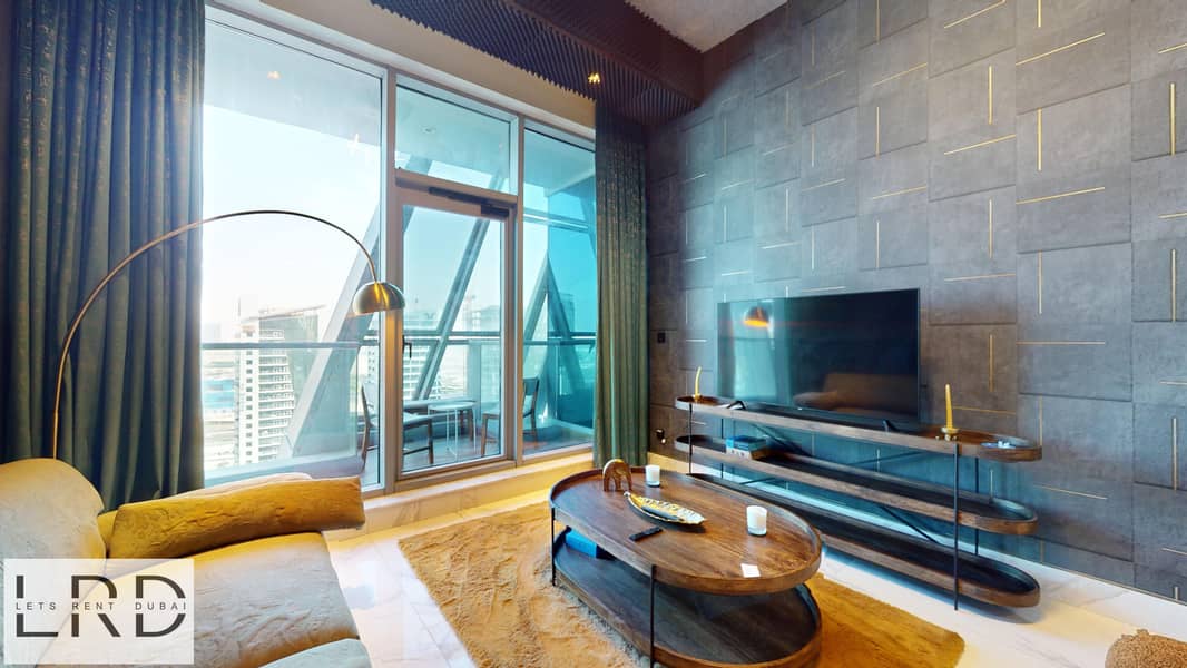 5 LRD-VACATION-HOMES-J-One-Tower--12112024_082017. jpg