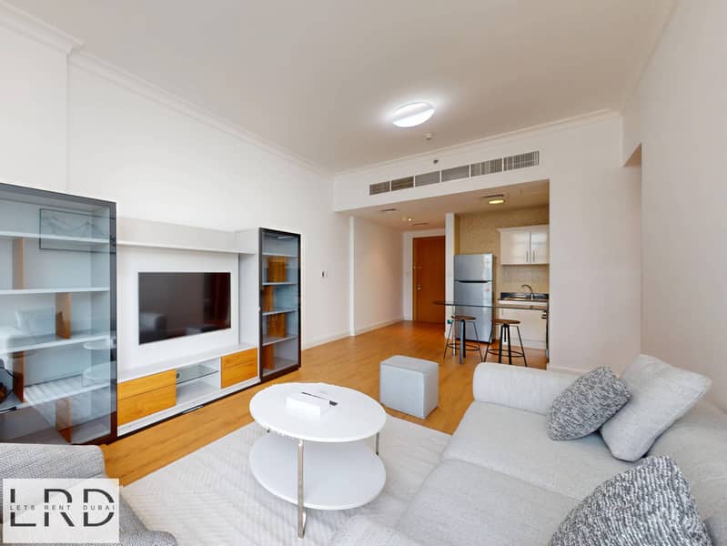 6 LRD-VACATION-HOMES-Mayfair-Tower-03142025_113033. jpg