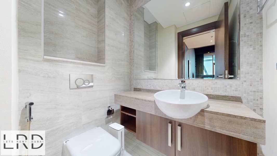 19 LRD-VACATION-HOMES-J-One-Tower--12112024_082914. jpg