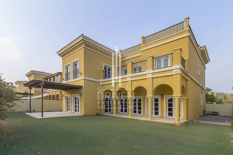 Huge-Layout 5 Bedroom Villa | Best Priced