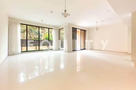 4 Bedroom Townhouse for Rent in Jumeirah Islands, Dubai - 4 Bed + Maids | Community View | Available Now